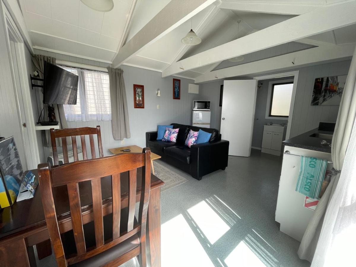 Motutere Bay Top 10 Holiday Park Turangi Exterior foto