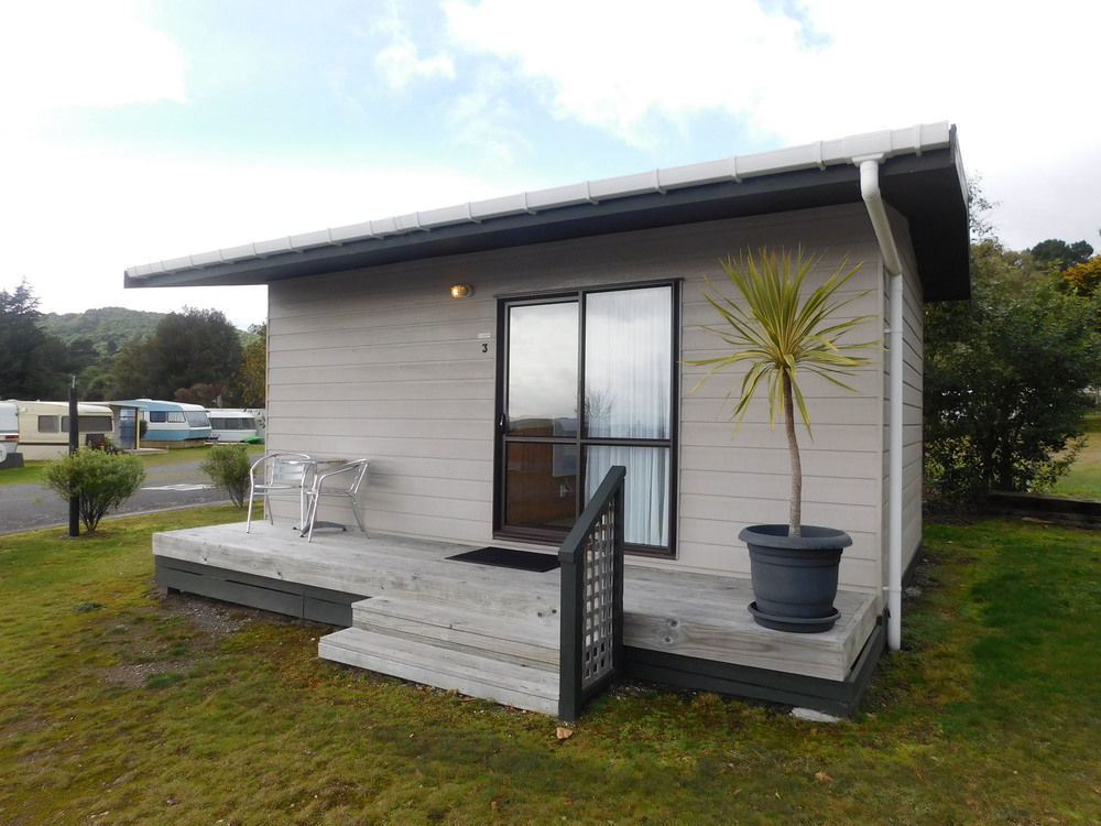 Motutere Bay Top 10 Holiday Park Turangi Exterior foto