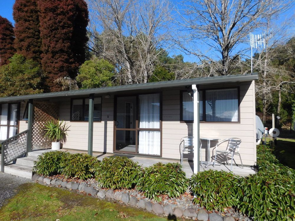 Motutere Bay Top 10 Holiday Park Turangi Exterior foto
