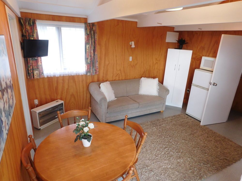 Motutere Bay Top 10 Holiday Park Turangi Exterior foto