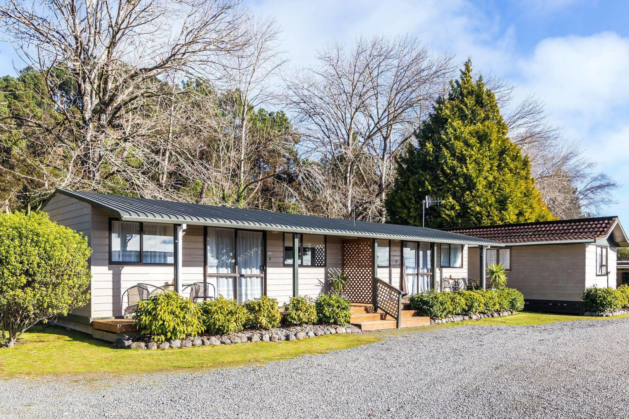Motutere Bay Top 10 Holiday Park Turangi Exterior foto
